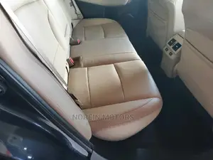 Subaru Outback 2016 Gray