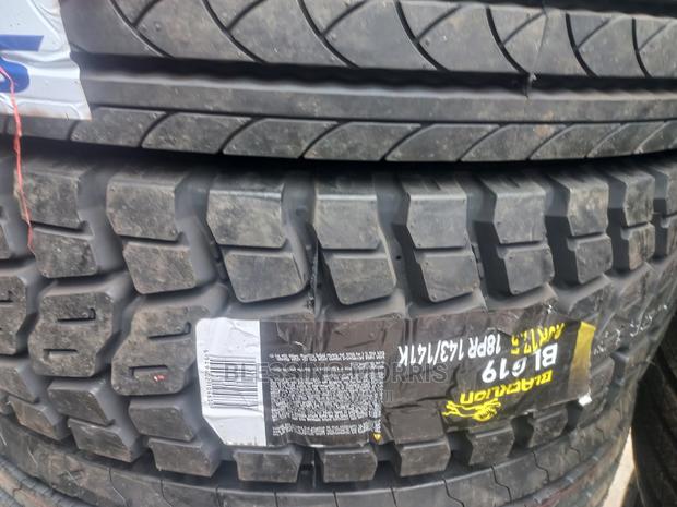 Tyre Size 9.5r17.5 Blackhawk - main view
