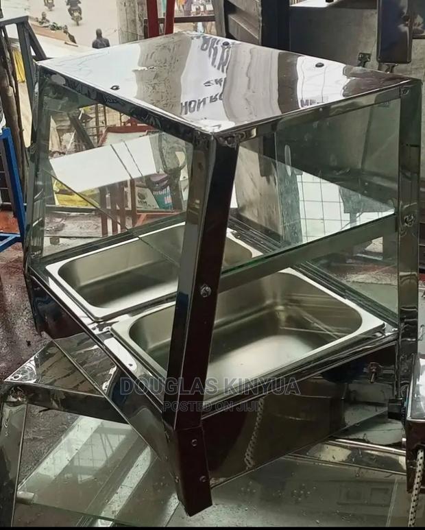 Chips Warmer Display (Basin Electric Chips Warmer Display). - main view