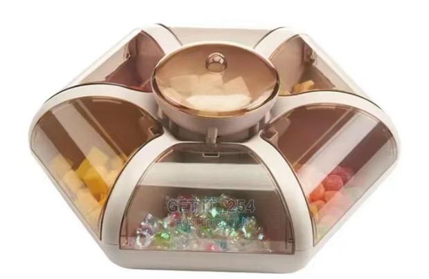 Flower Petal Candy Box With 6 Compartments