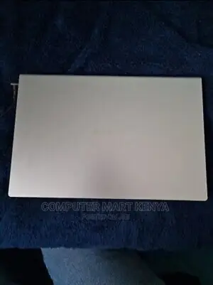 New Laptop Asus 8GB Intel SSD 256GB