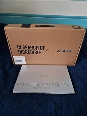 New Laptop Asus 8GB Intel SSD 256GB