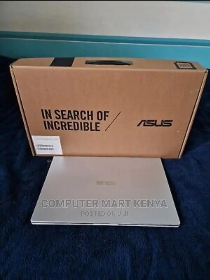 New Laptop Asus 8GB Intel SSD 256GB