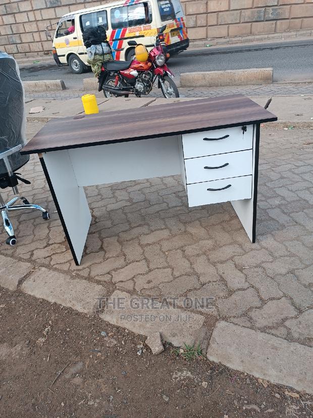 Office Desk - main view