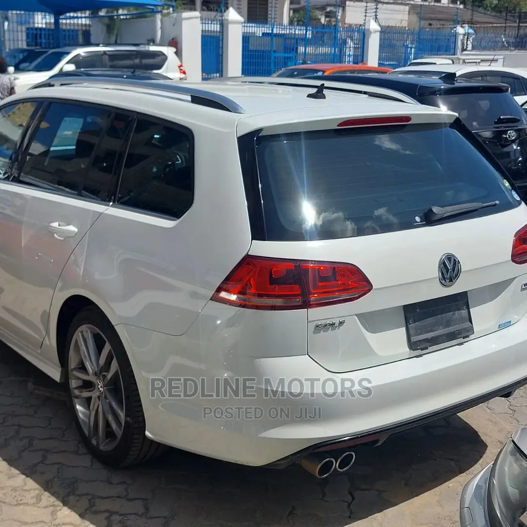 Volkswagen Golf Variant 2016 White