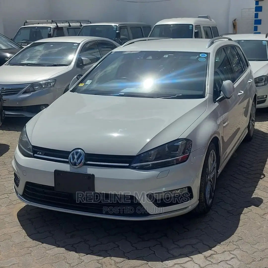 Volkswagen Golf Variant 2016 White