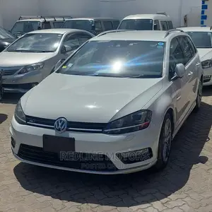 Volkswagen Golf Variant 2016 White