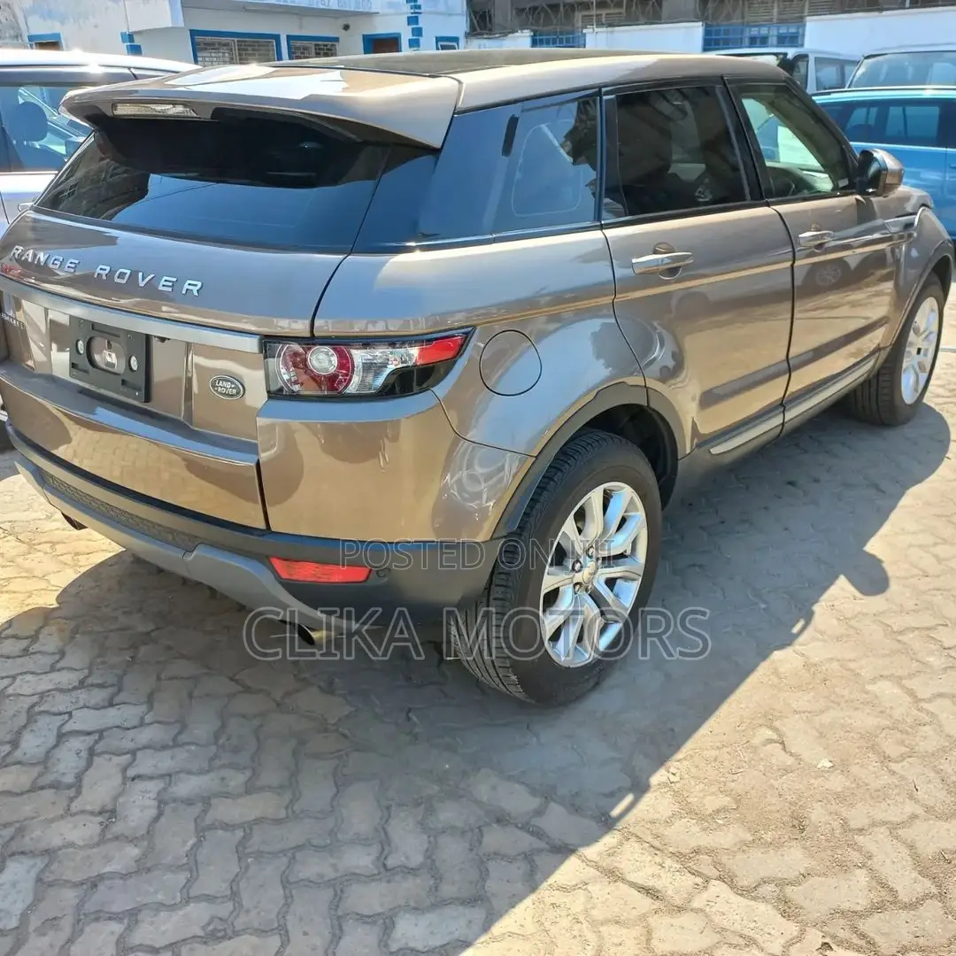 Land Rover Range Rover Evoque 2016 Gold