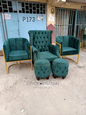 Salon Set Of 2 Styling Chairs, Pedicure Seat And 2 Stools