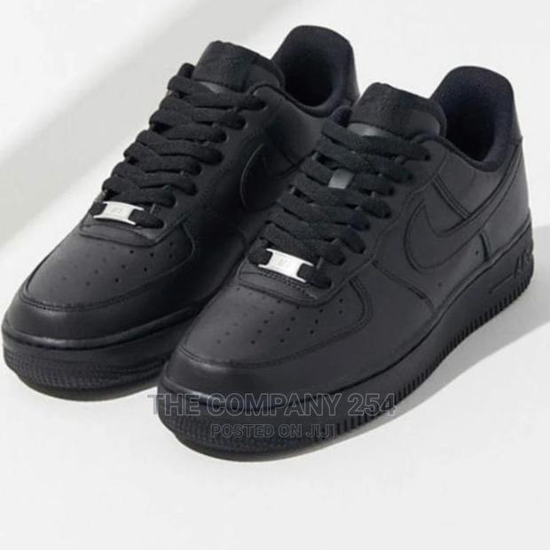 Original All Black Airforce One Sneakers Available - thumbnail 6