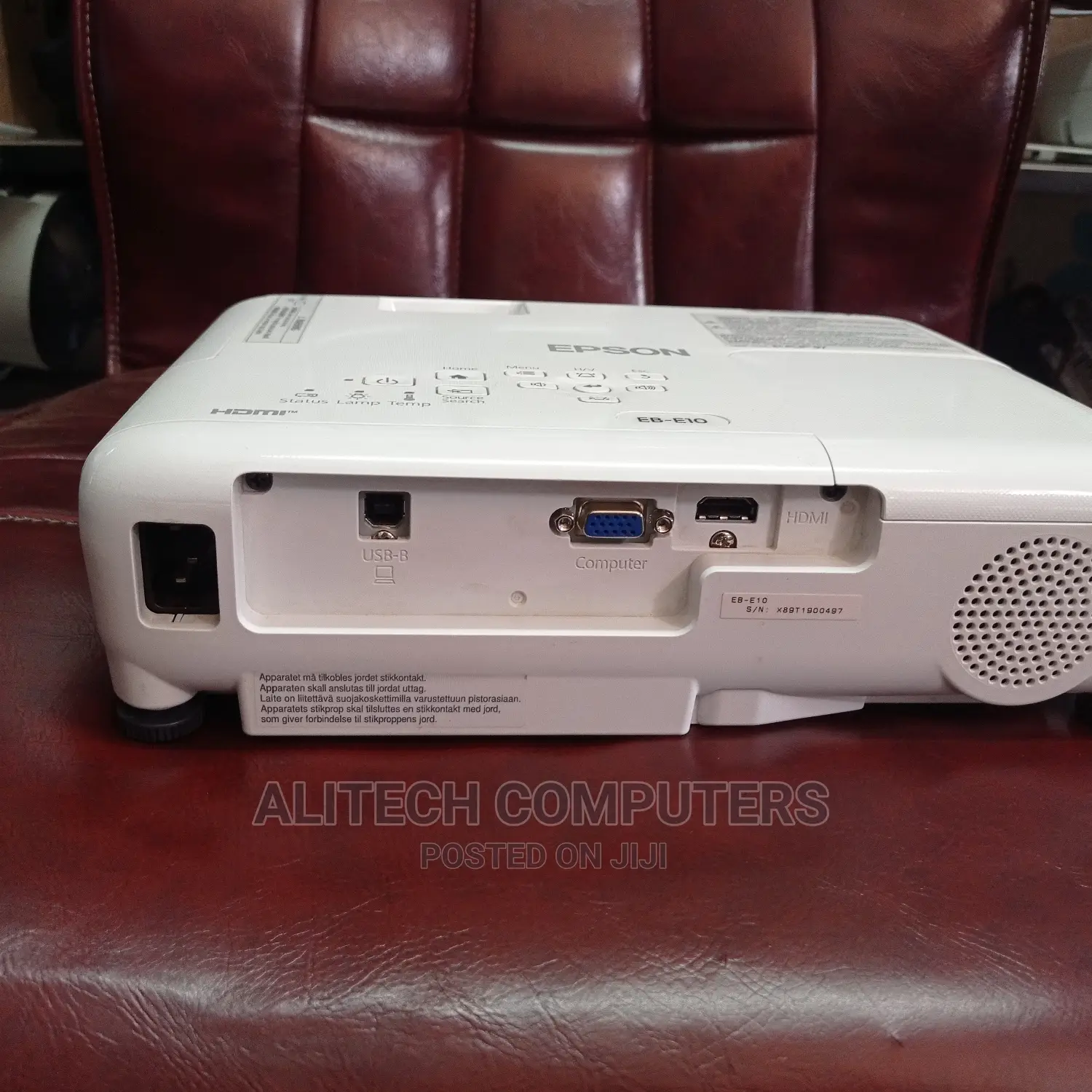 Epson Eb-E10