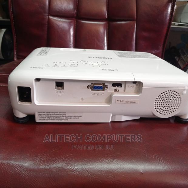 Epson Eb-E10 - thumbnail 3