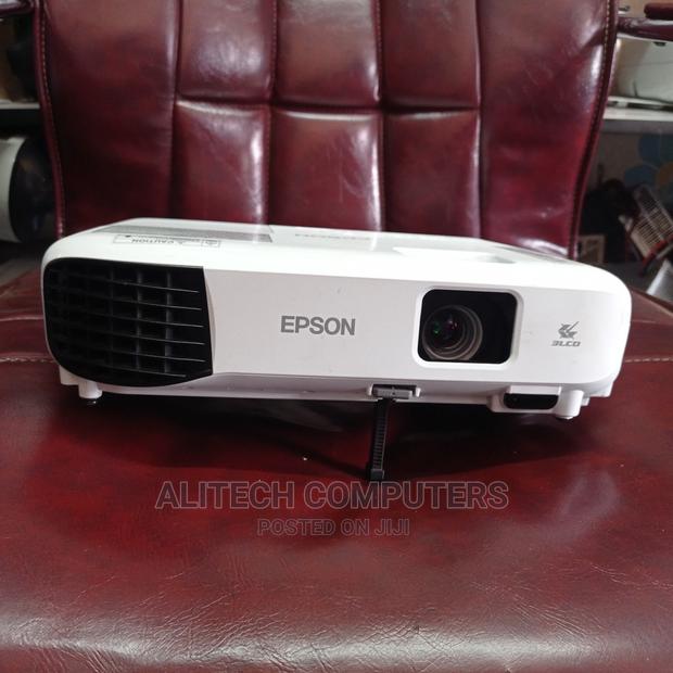 Epson Eb-E10 - thumbnail 5