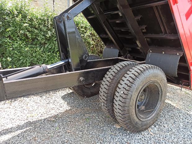 Brand New 375 Massey Ferguson Tractor Plus Tipping Trailer - thumbnail 6