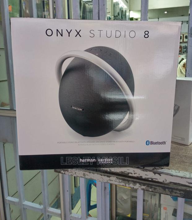 Onyx Studio 8 Bluetooth Speaker - thumbnail 2
