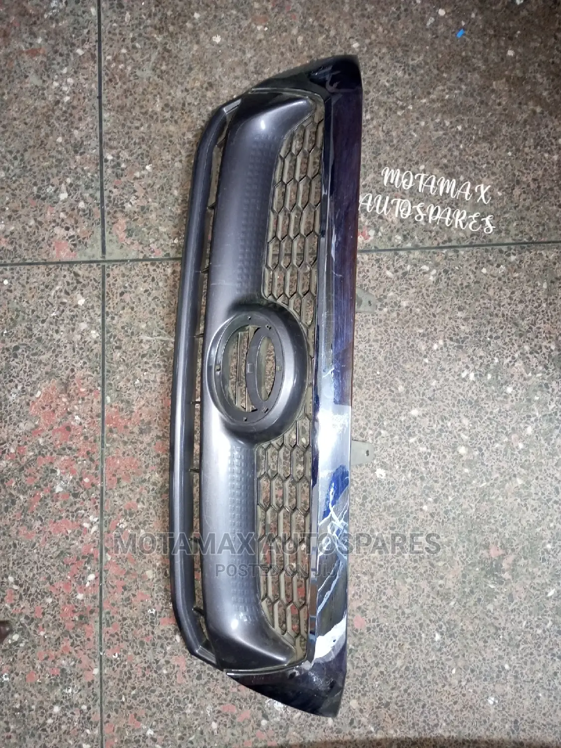 Toyota Hilux Front Chrome Grill.