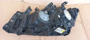 Honda Stepwagon 2012- 2015 Xenon Headlight