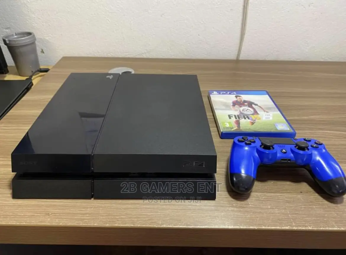 Standard Version Play Station 4 Fifa15, 20