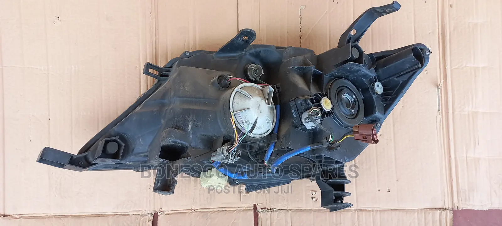 Nissan Serena 2013 Nonxenon Headlight