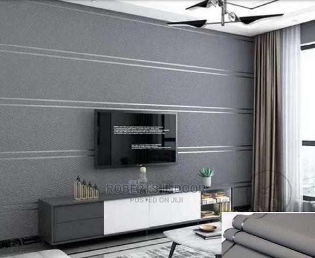 Add Some Warmth to Your Home With a Beautiful Wallpaper