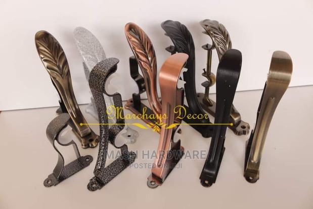 Cobra Design Curtain Rod Brackets - main view