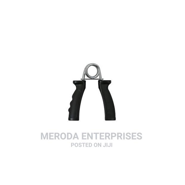 Hand Grip Relax Forearm Strengthening Device - thumbnail 3