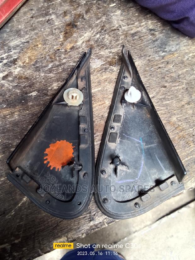 V8/Land Cruiser/Prado 200 Series Side Mirror Finishers - thumbnail 2