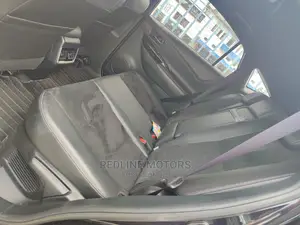 Toyota Harrier 2.5 Hybrid 4WD 2016 Black