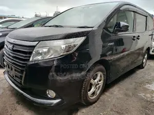 Toyota Noah 1.8 FWD Hybrid (7 Seater) 2016 Black