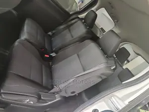 Toyota Noah 2016 Pearl