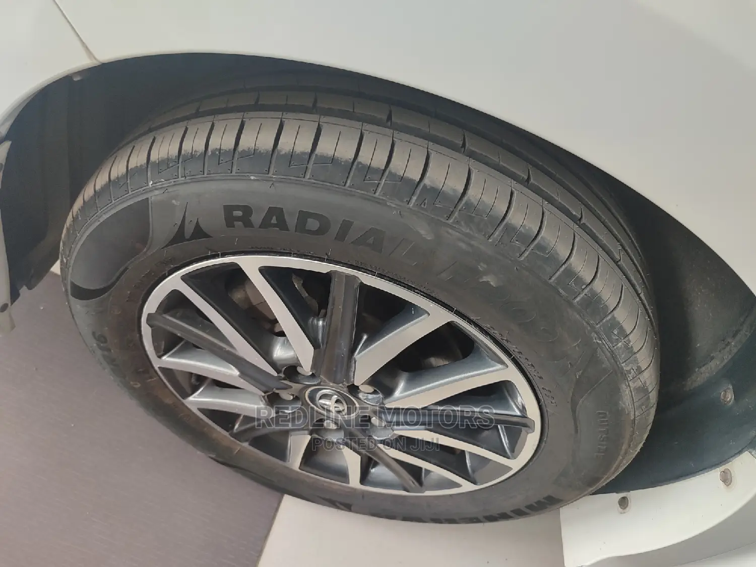 Toyota Noah 2016 Pearl