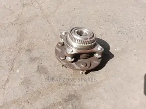 Front Wheel Hub Hilux 4-Wheel Drive D-4d Vigo.
