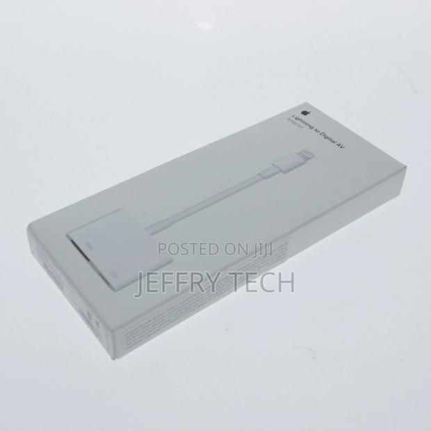 Apple Lightning to HDMI Digital AV Adapter OEM {MD826ZM/A A1 - thumbnail 3