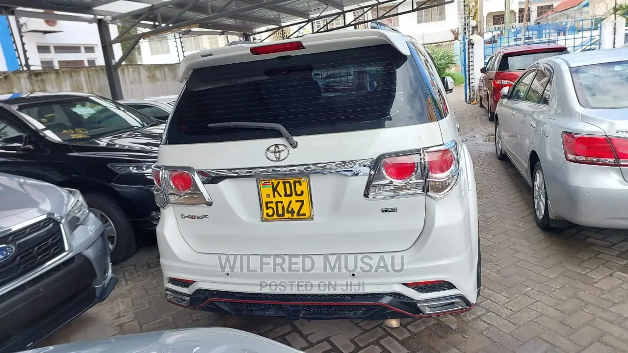 Toyota Fortuner 2015 White