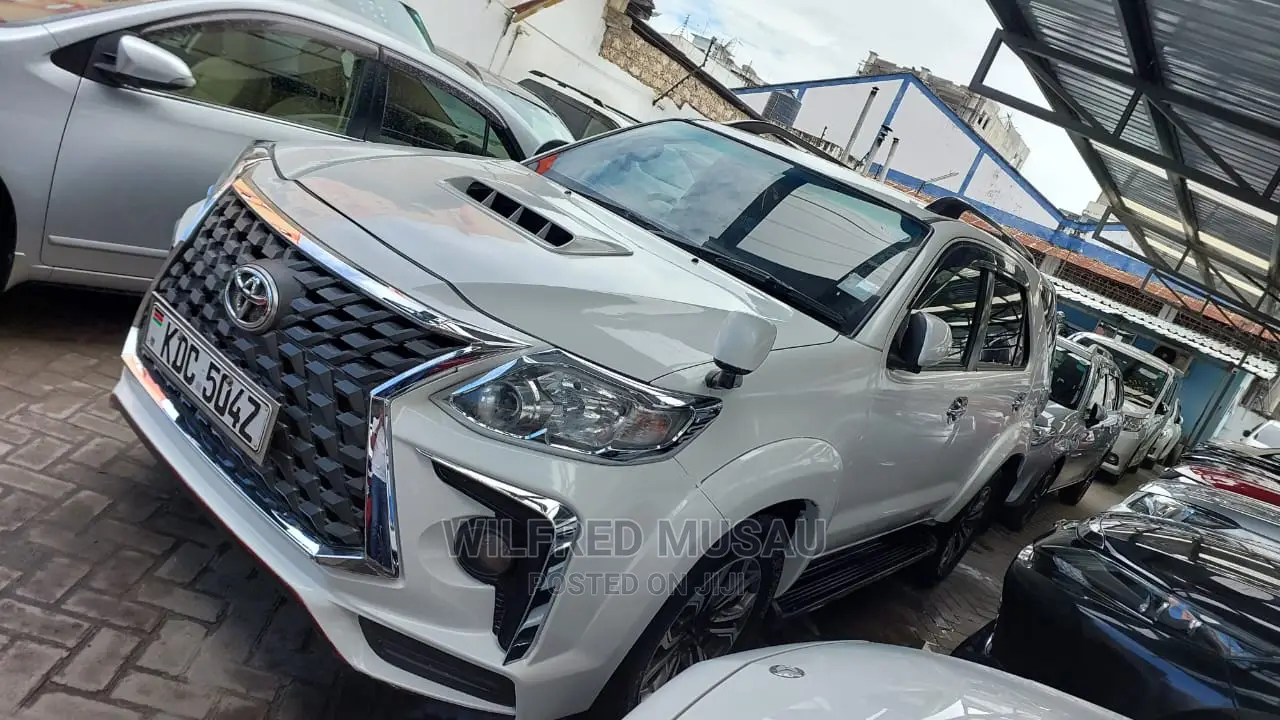 Toyota Fortuner 2015 White