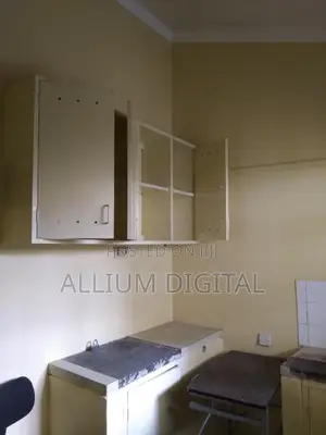 4bdrm Bungalow in Komarock for Sale