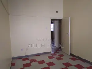4bdrm Bungalow in Komarock for Sale
