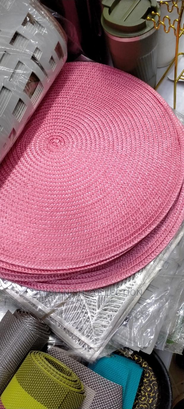 6 Pieces Round Table Mats - thumbnail 2