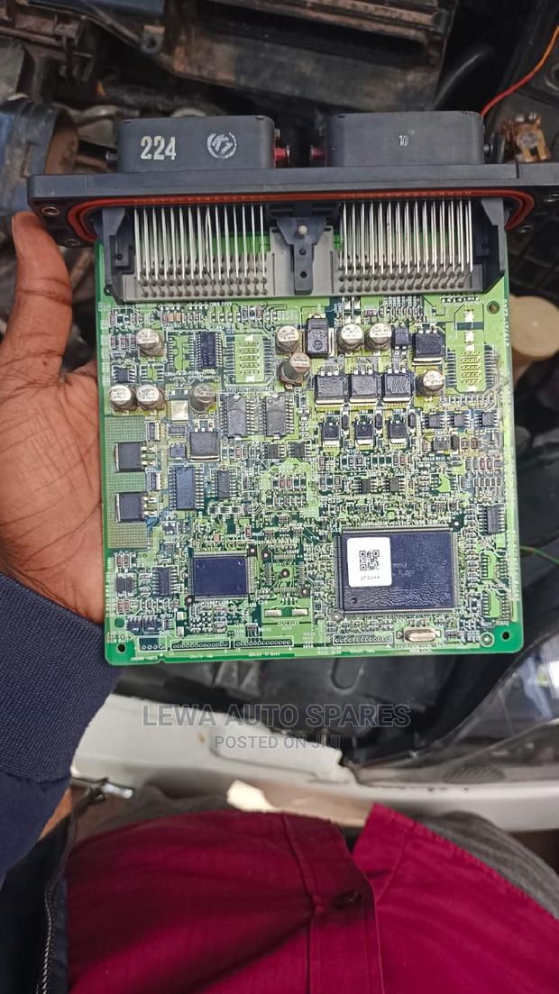 Engine Computer Mazda - thumbnail 2