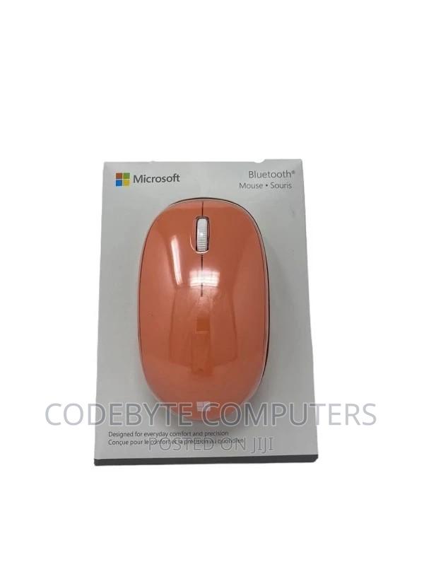 Microsoft Bluetooth Mouse - main view
