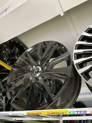 Landcruser V8, Lexus LX 570 Size 21 Rims Set