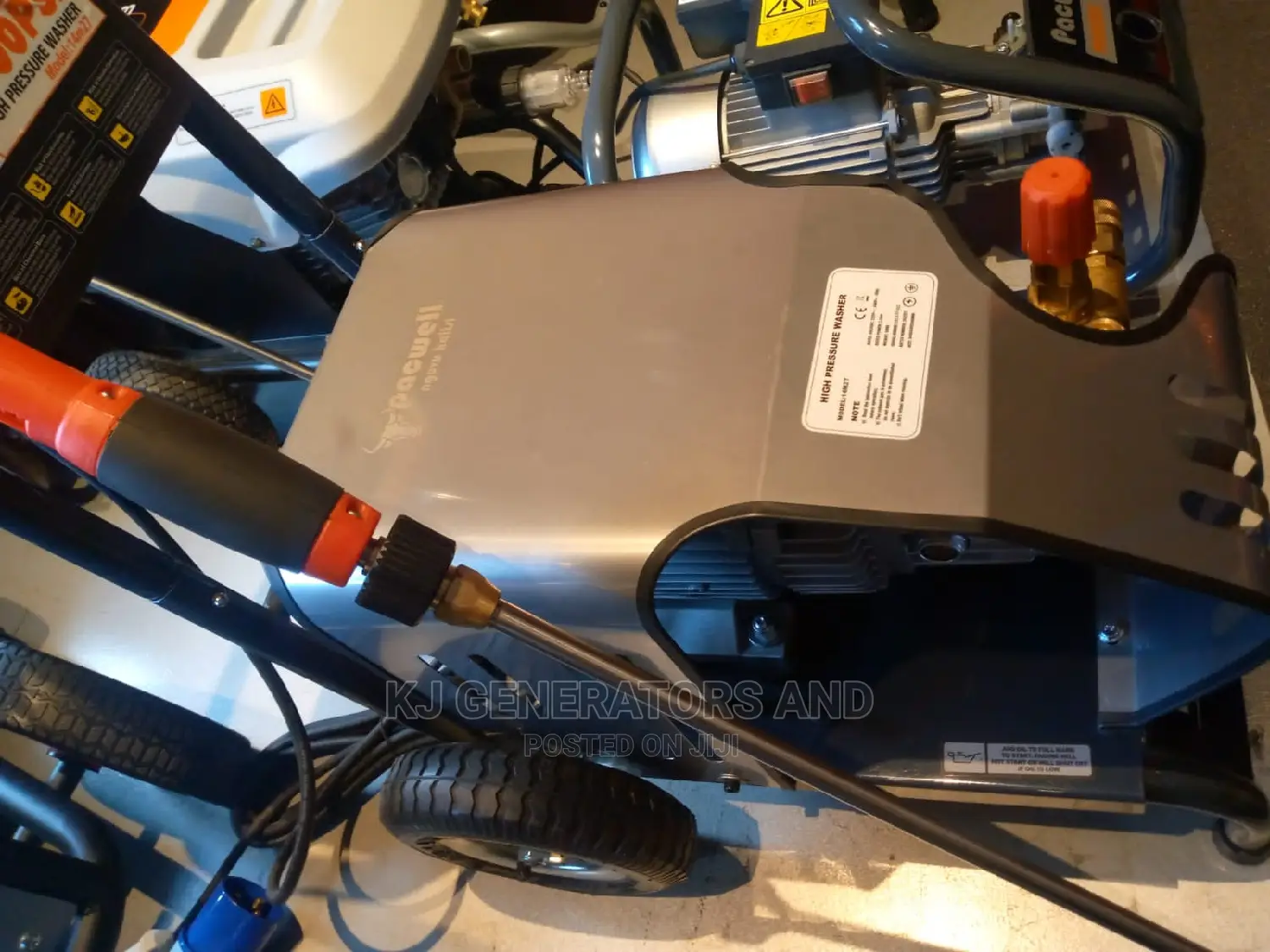1600 Psi High Pressure Washer.