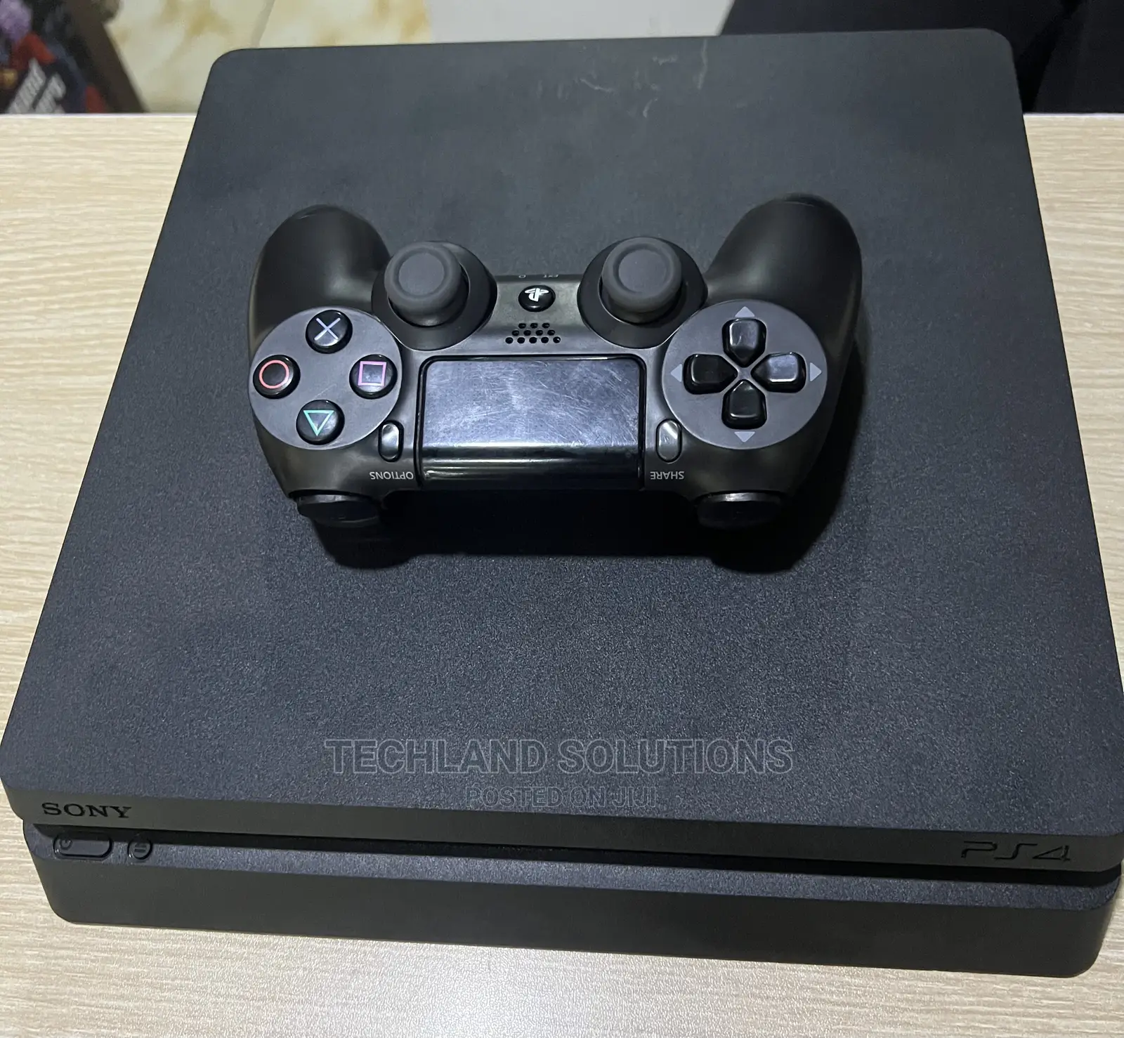 Chipped PS 4 Slim( Free Games)