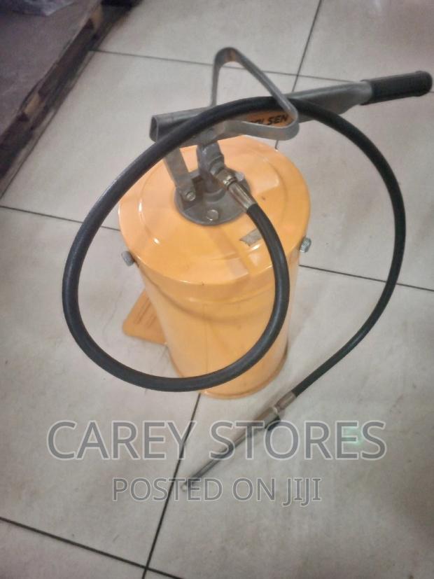 Manual Grease Bucket