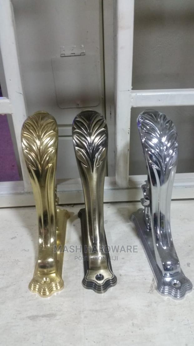 Cobra Design Curtain Rod Brackets - main view