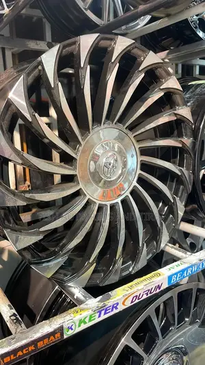 Size 17 Inch Rims Fitting Toyota Crown, Mark X, Harrier
