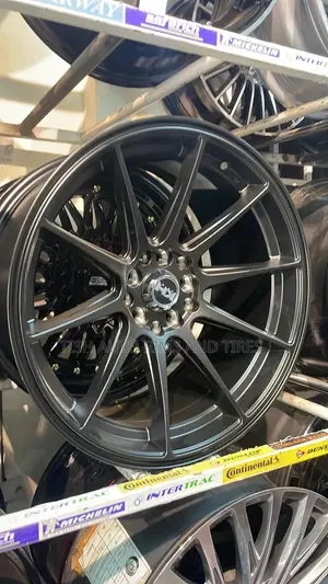 Toyota Crown, Mark X 17 Inch Rims Offset