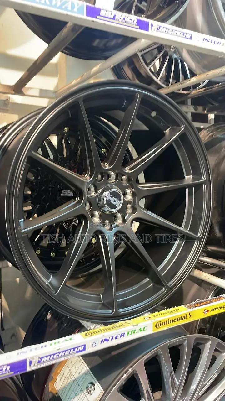 Toyota Crown, Mark X 17 Inch Rims Offset