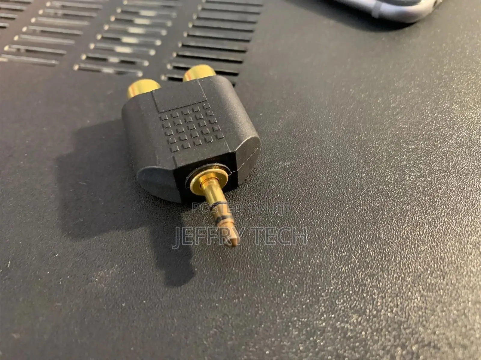 Headphone to RCA Plug Adapter for iMac iPod iPad iPhone to R