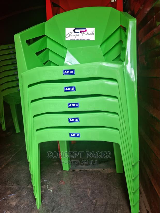 Light Green Diamond Arm Chair. - thumbnail 2